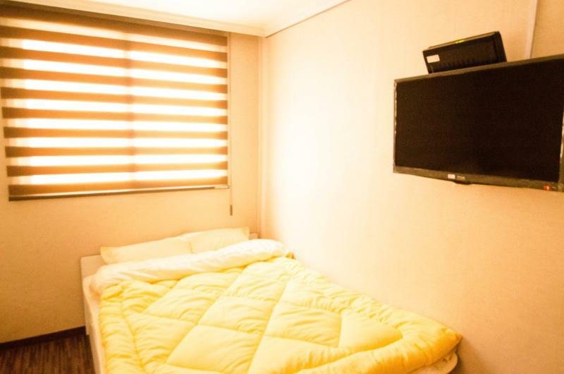 Yakorea Hostel Hongdae Seoul Exterior photo